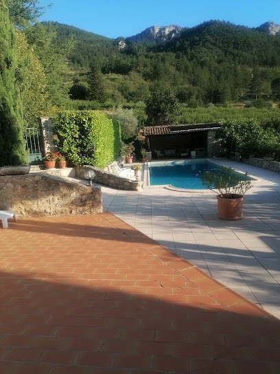 L'Eyguelière, Gîte à Sahune