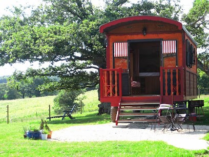 La Roulotte De Julie, Gîte à Saint-Thurien