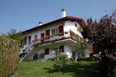 Gîte De Mr Et Mme LUBERRIAGA Jean-Marie, Gîte à Hasparren