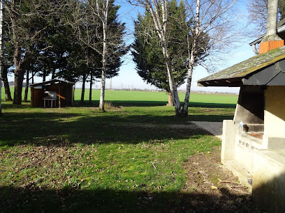 Gîte Des Hirondelles - Gîtes De France, Gîte à Senneçay