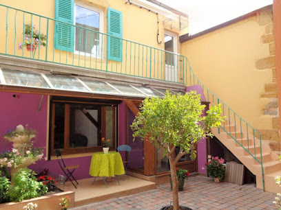 Studio Confort, Gîte à Roanne