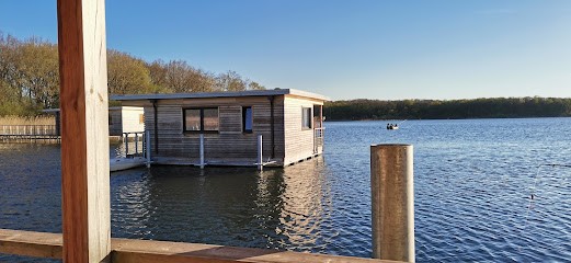 Hébergements Insolites à Langatte - Lodges Dans Les Arbres Et Village Lacustre Avec Lodges Sur L'eau, Gîte à Langatte