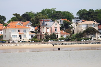 Atelier D'Antoine Gîte Saint-Georges-de-Didonne - 250m De La Plage, Gîte à Saint-Georges-de-Didonne