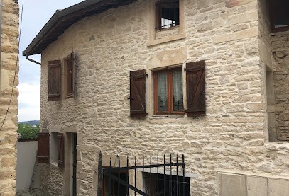 Le Petit Secret D'Alban, Gîte à Saint-Alban-de-Roche