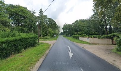 gite le chalet la ferte st cyr, Gîte à La Ferté-Saint-Cyr