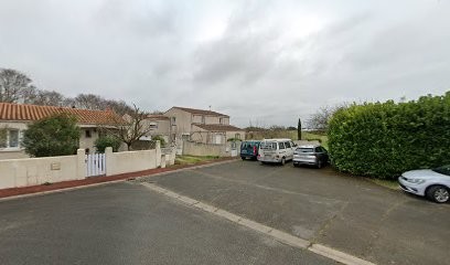 Sous mon Olivier à La Rochelle-Périgny, Gîte à Périgny