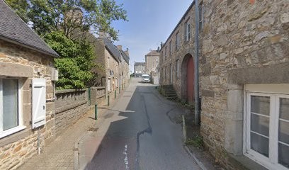 Maison F4, Gîte aux Pieux