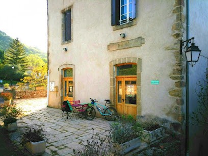 GITE D'ETAPE LOU CASTELLOU De DIO Et VALQUIERES, Gîte à Dio-et-Valquières