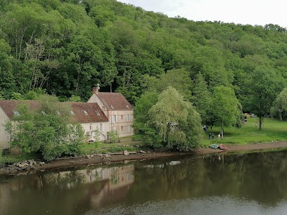 Moulin de Chateaubrun, Gîte à Cuzion