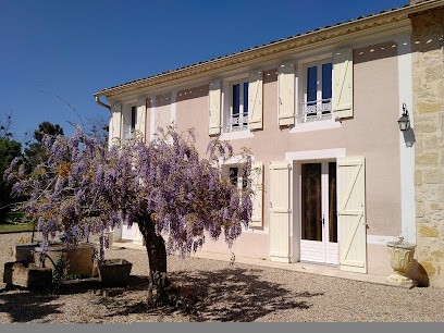 Domaine Du Lacarès, Gîte à Saint-Magne-de-Castillon