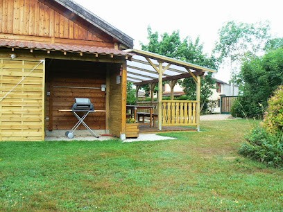 Chalet-Gîte Les érables, Gîte à Dorat
