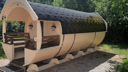 Gîtes Insolites du Jura : Insolite Tiff, Gîte à Véria