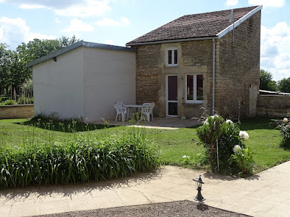 Gîtes De La Maison Paulin, L'étable Aux Deux Noix Et La Maisonnette, Gîte à Arc-en-Barrois