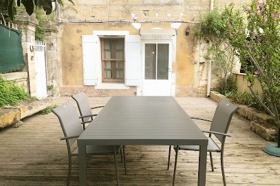 Le Mûrier D'Hivernaty, Gîte au Cailar