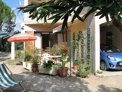 Gite Lavande, Gîte à Saint-Julien-de-la-Nef