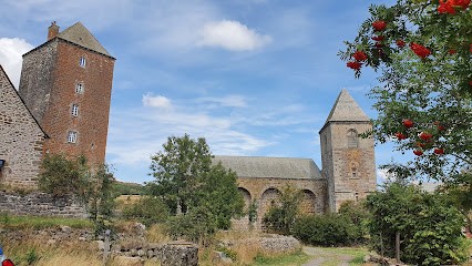 Tour Des Anglais, Gîte à Saint-Chély-d'Aubrac
