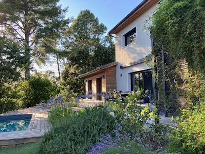 Du Rêve Ô Naturel - Gîte 10-11 personnes - Piscine chauffée - Ardèche Gard - Gorges de l'Ardèche, Gîte à Saint-Julien-de-Peyrolas
