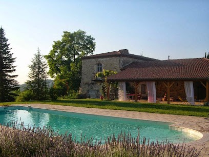 Gîte Lot Et Garonne : Domaine De Lamartinie, Gîte à Penne-d'Agenais