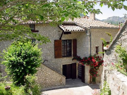 Gîtes Et Chambres D'hôtes De La Motte Chalancon, Gîte à La Motte-Chalancon