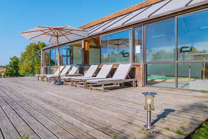 La Garencière - Gîtes Et Lieu De Vie En Famille, Domaine Avec Piscine., Gîte à Champfleur