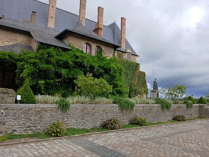 Laval, Gîte à Laval