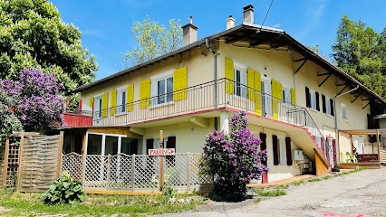 Les Gîtes De Chauvet : Vacances à La Montagne 1 à 9 Personnes Avec Jardin, Animaux Acceptés Sur La RN85 Dans Les Hautes-Alpes, Gîte à Gap