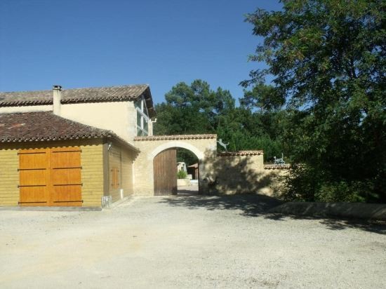 Aux Blanches Pierres, Gîte à Fumel