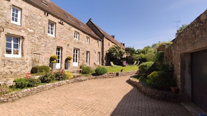 Gîte de la Couerie (200m2 / 8-10 personnes), Gîte aux Pieux