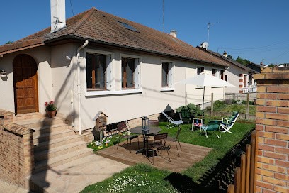 GITE CASABLEAU Fontainebleau Avon, Gîte à Avon