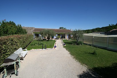 gîte la pinede, Gîte à Fontaine-de-Vaucluse