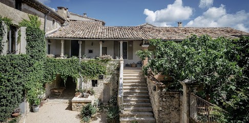 La Fontasse de Lussan, Gîte à Lussan