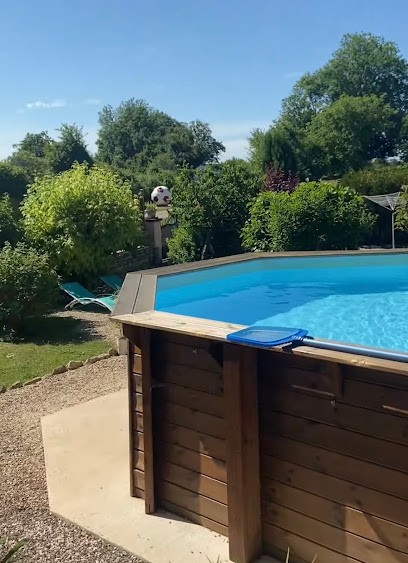 Gîte Hirondelle Et Son Annexe, Gîte à Semmadon