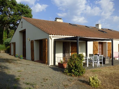 Escale Vendéenne (Gîte 8 Pers. & Chambres Hôtes), Gîte à Saint-Révérend