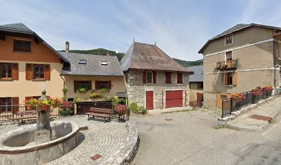 LE GRENIER DU CROZAT, Gîte à Entremont-le-Vieux