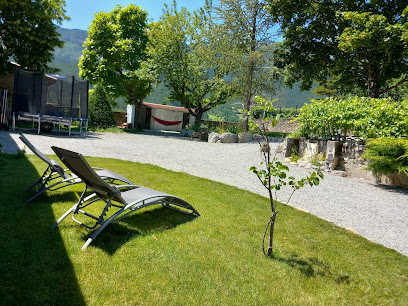 Atelier De Pierre Gîte 3 Étoiles, Gîte à Die