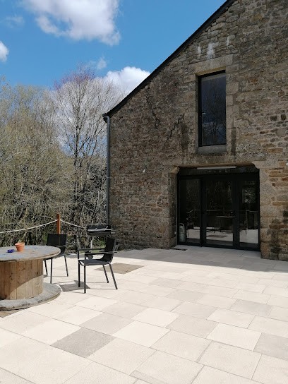 Gîtes Les Logis Du Vieux Moulin, Gîte à Saint-Nolff
