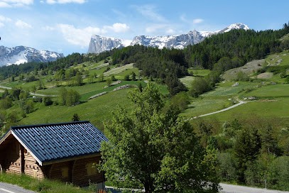 Gite 8 places |600€ et 1150€/semaine, Gîte à Dévoluy