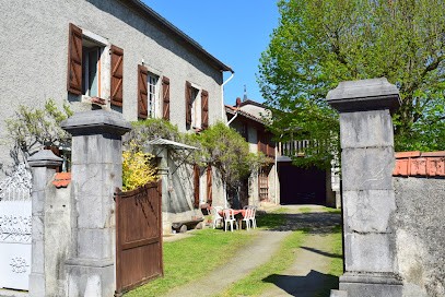 Gite Tilia, Gîte à Huos