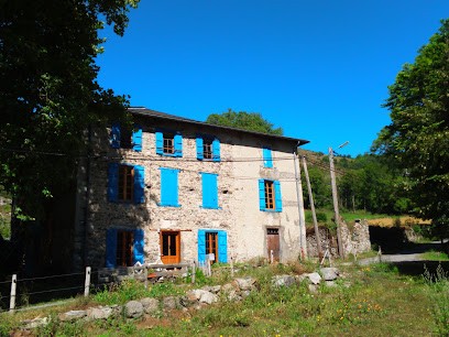 Stiltehuis Pyreneeën : natuur, en een oud bergdorpje in 'Parc Naturel Régional des Pyrénées Ariégeoises'., Gîte à Miglos