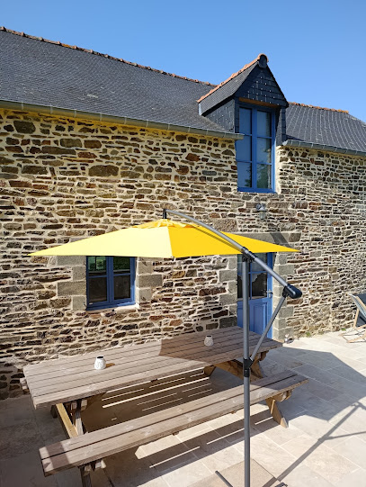 Gîte De La Blanche Hermine - 8 Personnes *** Gîte à la Boussac