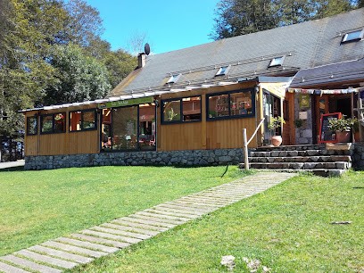 Auberge La Soulan: Gite/auberge/restaurant Proche Station De Ski Du Mourtis, Départ Randonnées Pyrénées Haute-Garonne, Gîte à Boutx