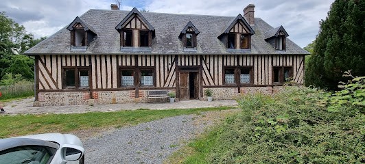 Gite Pays D' Auge Avec Piscine Chauffée Couverte, Gîte à Livarot-Pays-d'Auge