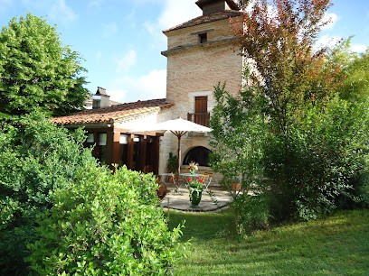 Le Pigeonnier de Guillaynes, Gîte à Monteils