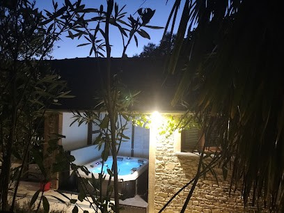 L'Osmose Gîte Romantique 2 Personnes, Gîte à Coësmes