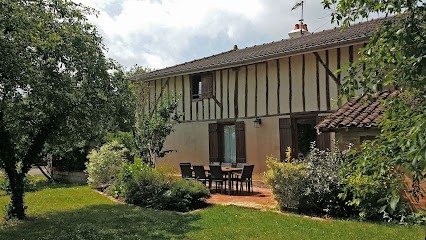A La Bonne Franquette : Location D'hébergements (gîtes Et Insolite), Gîte à Rives Dervoises