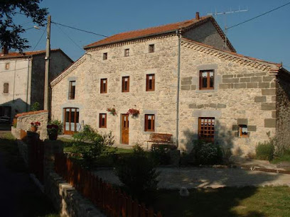Gîte De Groupe Du Dolmen De Poursanges, Gîte à Langeac