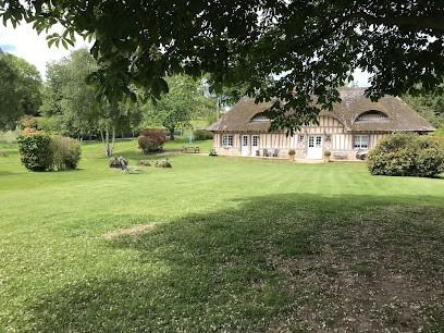 GITE NORMANDIE LA CHAUMIERE, Gîte à Saint-Pierre-le-Vieux
