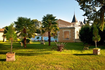 Domaine Du Treuil, Gîte à Burie