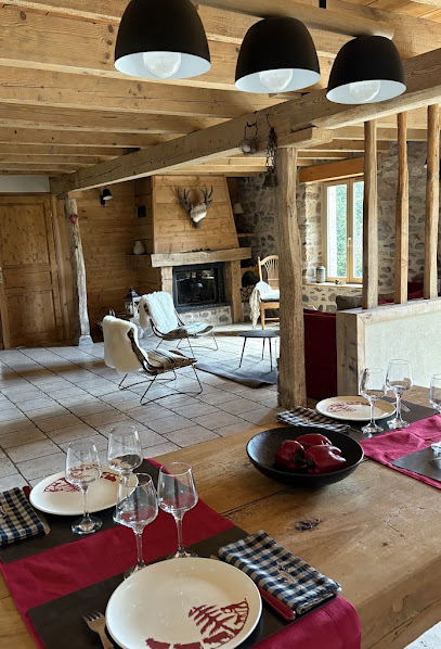 Gîte Le Planchat Gîte à Saint-Sauves-d'Auvergne