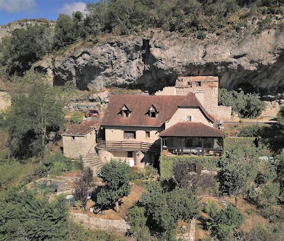 Gite d'étape Le chant de la Falaise, Gîte à Saint-Sulpice